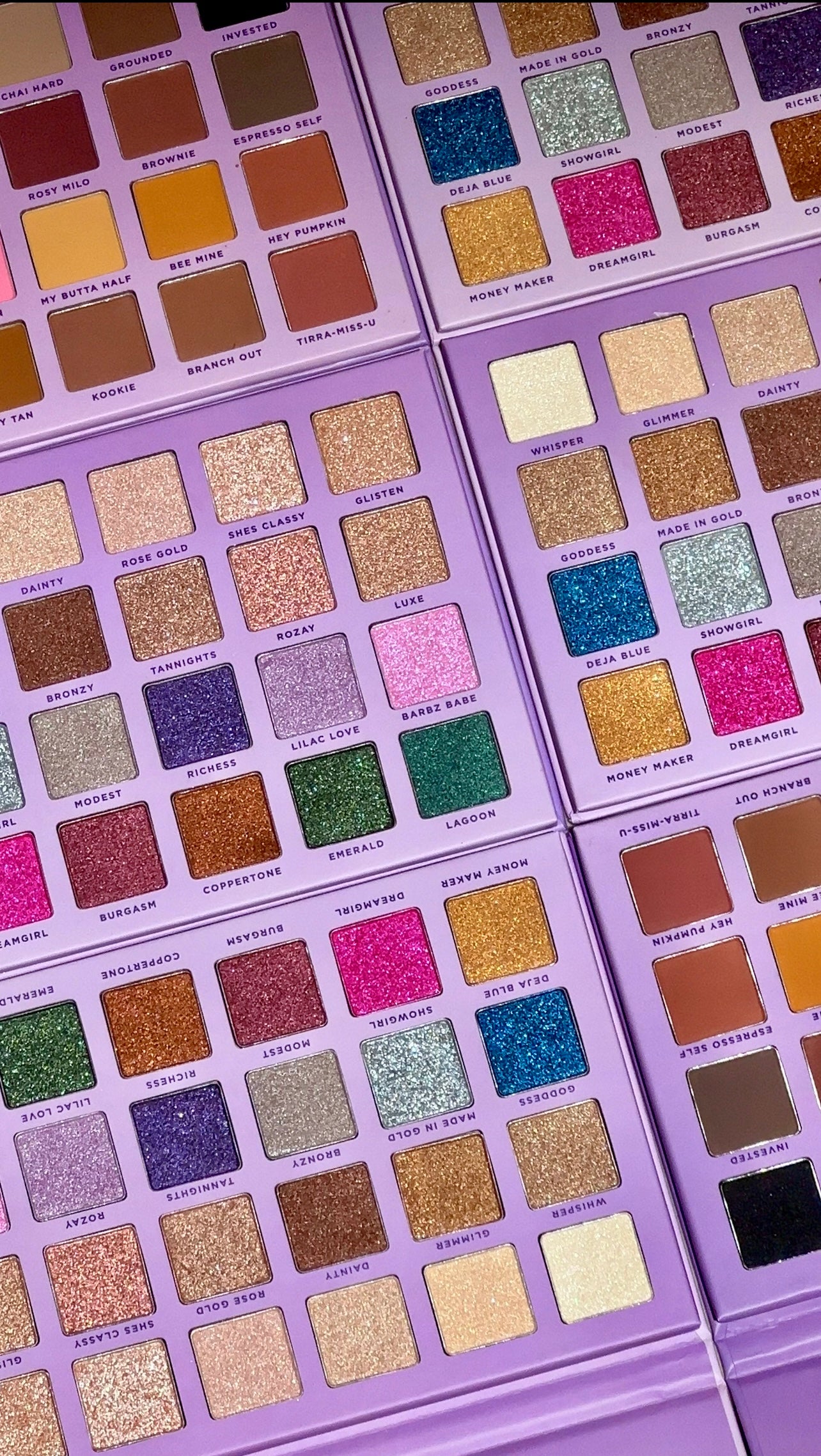 24 SHIMMER EYESHADOW PALETTE - PEAR'LY THERE. VOL.2